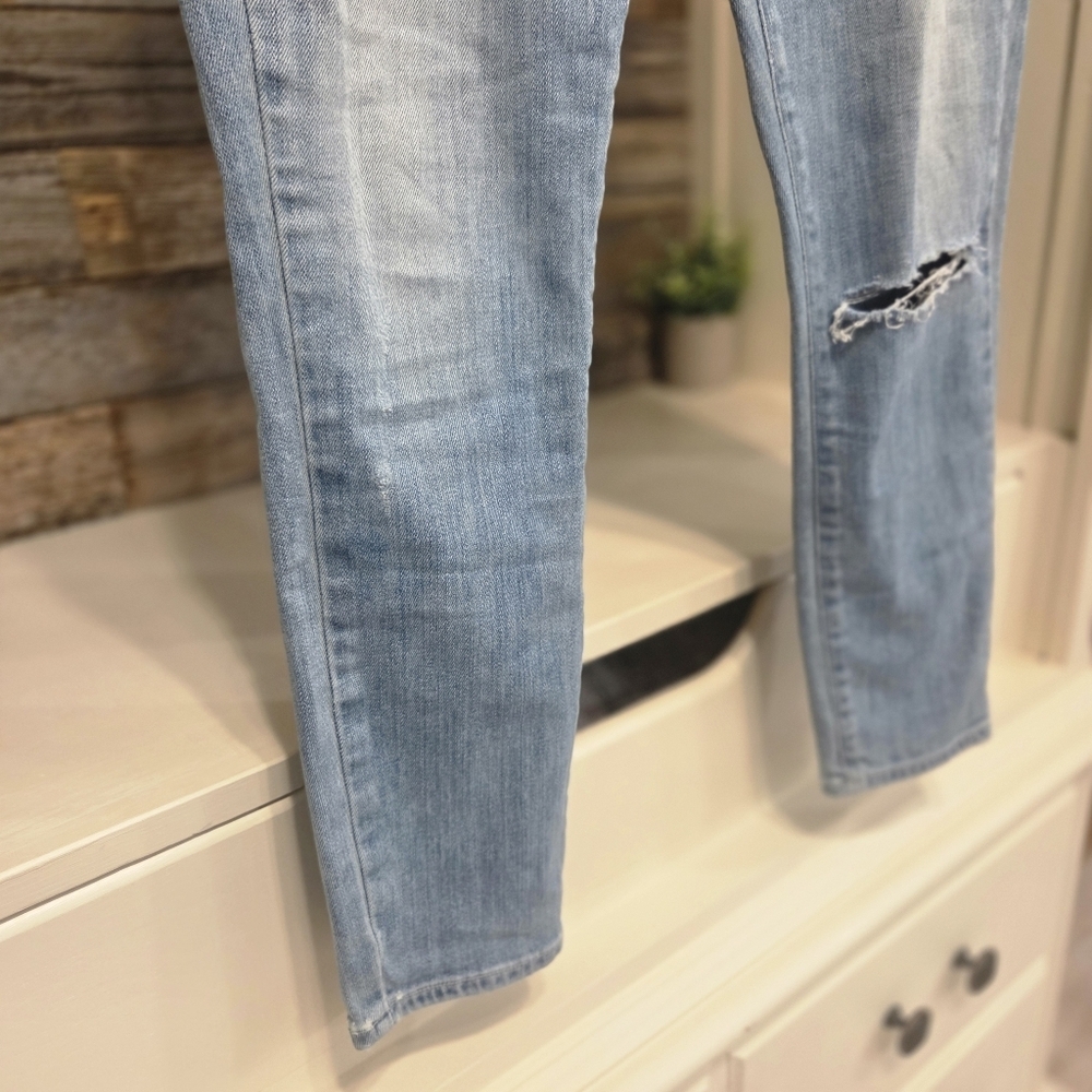 Agolde Sophie Ripped Skinny Cropped Jeans- In Light Wash Denim - Picture 9 of 13
